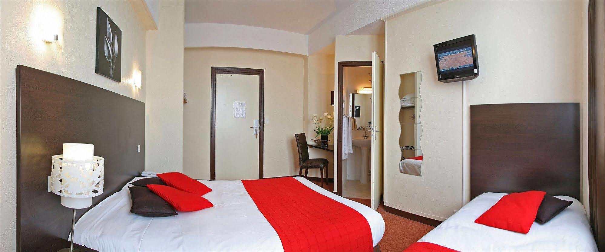 Hotel Le Keroman Lorient Exterior photo